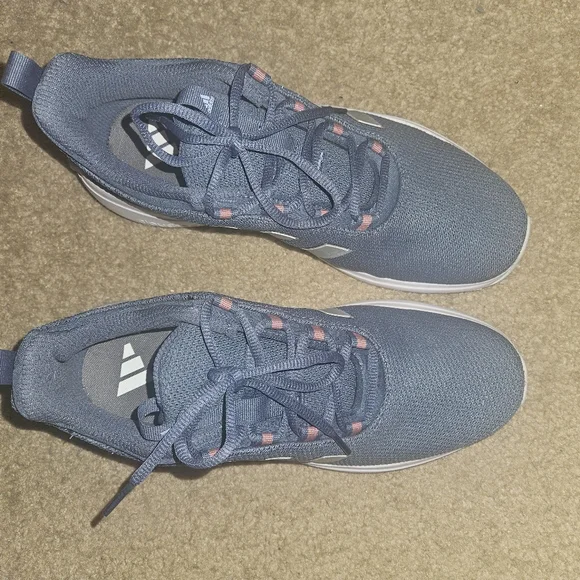Adidas Cloud FoamNavy and Silver Sneakers Like New - Picture 4 of 6